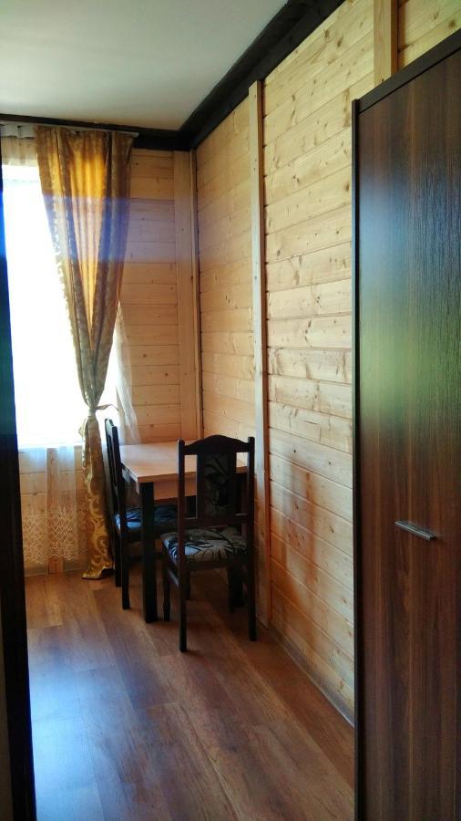 Sonata Чан Біля Річки Otel Skole Dış mekan fotoğraf